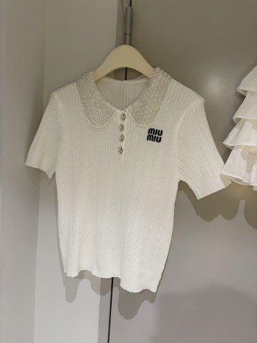 新色登場☆ 2026 ミュウミュウ 新作 半袖Tシャツ コピー