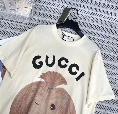 一目惚れ♪  2026 グッチ 新作 半袖Tシャツ コピー