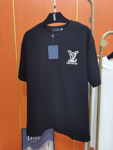 人気急上昇新作 2026 ルイヴィトン 新作 半袖Tシャツ コピー