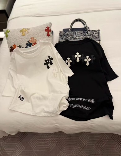 使い勝手良 2026 クロムハーツ 新作 半袖Tシャツ 偽物