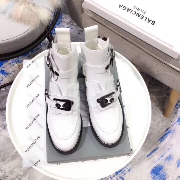 BALENCIAGA SNEAKER