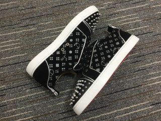 Lou Spikes Oralto Flat
