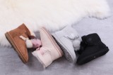 UGG BOOTS WhatsApp +86 185 5997 8376 for more details pics