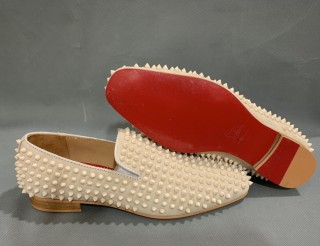Louis Spikes Flat