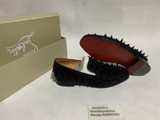 Louis Spikes Flat