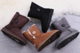 UGG BOOTS WhatsApp +86 185 5997 8376 for more details pics