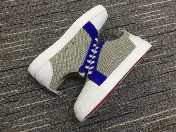 Lou Spikes Oralto Flat