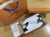 LV SNEAKER