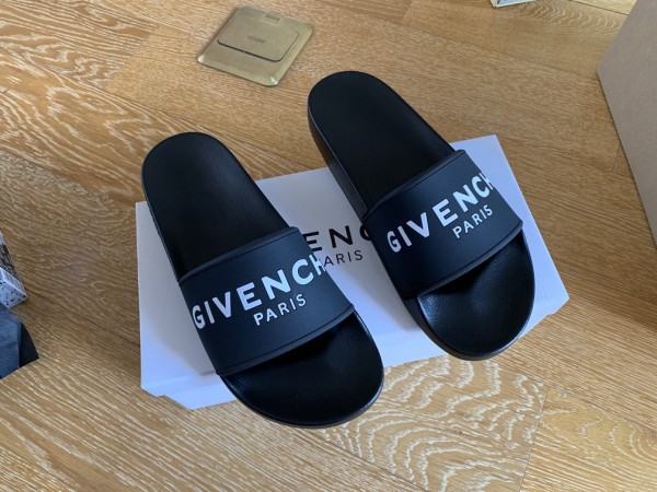 Givenchy Slide