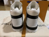 LV SNEAKER Retail Quality