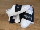 GIVENCHY SNEAKER 