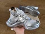LV SNEAKER 