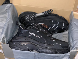 Balenciaga Triple-S All Black New 