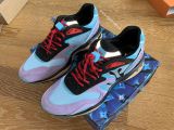LV SNEAKER 37