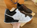 LV SNEAKER 39