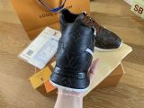 LV SNEAKER 39