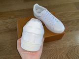LV SNEAKER 43