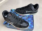 LV SNEAKER 46