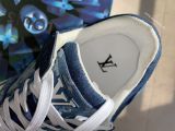 LV SNEAKER 47