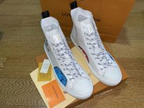 LV SNEAKER 48