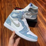 Air Jordan 1 Retro “ Hype Royal”