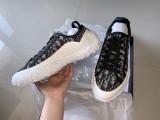 D1OR Sneaker 8