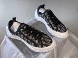 D1OR Sneaker 8