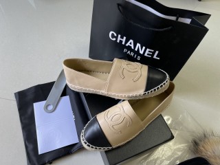 CHANEL Sneaker  10