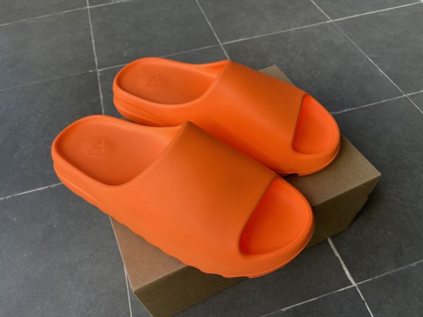 Adidas Yeezy Slide Orange