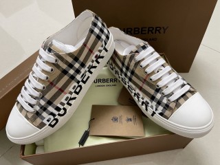 Burberry Shoes 4