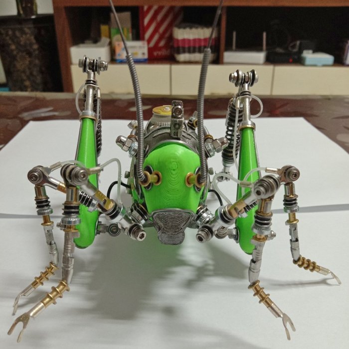 Steampunk Green Metal Locust Model Kit 3D Assembly Insect Model Kits