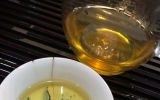 2015 Yr Golden Ribbon Iron Cake Yunnan Xiaguan Raw Puer Sheng Pu-erh Tea 357g