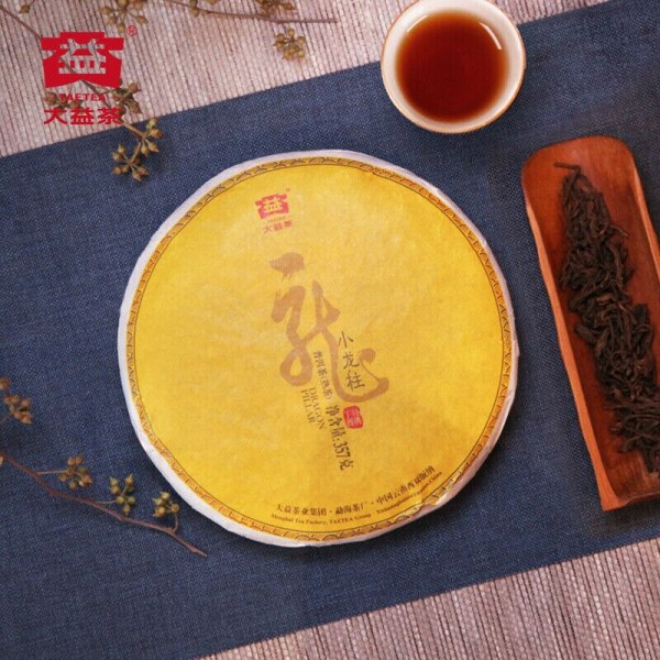 2018 Menghai TAETEA Small DRAGON PILLAR Dayi Tea Cake Pu-erh 357g Ripe 1801 Batch