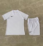 Nike  T  shirt 760