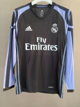 Retro Real Madrid third away player long 1:1  2016-2017