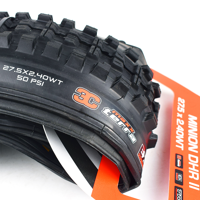 maxxis tubeless 26 tires