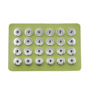 Display of 24 pieces PU leather green type for 18&20MM snaps chunks