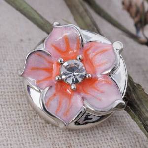 20MM flower snap Silver Plated with light orange Enamel and Rhinestones KC8801 snaps jewelry