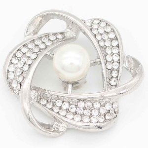 20MM  snap Pearl is embedded in the middle sliver Plated with  white rhinestones  KC6707 snaps jewelry