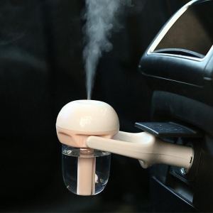 MOQ50 Vehicle humidifier, aromatherapy spray type water replenishing instrument, mini car air purifier vehicle, to eliminate peculiar smell Car only