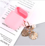 Cute Love Shell Keychain Creative Small Gifts ins Metal Jewelry Pearl Pendant Airpods Pendant