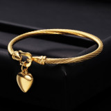 Stainless steel horseshoe buckle bracelet love heart pendant bracelet