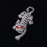 Tiger brooch men's jacket suit animal fixed pin domineering personality creative design metal jewelry corsage