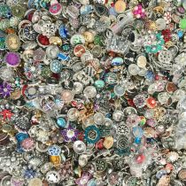 20pcs set of mixed Color randomised 20MM High quality alloy rhinestones snap buttons