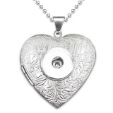 Stainless steel heart pattern photo box with chain Love fit 18mm snap button jewelry