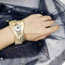 Leather Alloy Bracelet  Magnet Buckle Women's Bracelet for 18MM Snaps Jewelry