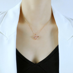 Stainless steel Valentine's Day heart-shaped angel wing zircon pendant with rose gold plated chain