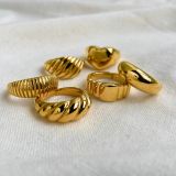 Stainless steel croissant ring gold ring