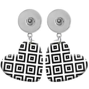 10 styles love resin Black and white  pattern  Painted Heart earrings fit 20MM Snaps button jewelry wholesale