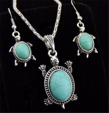 Green turtle Turquoise Necklace Earring Set